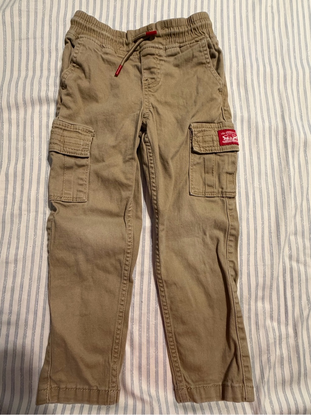 Levi's Boys Cargo Tapered Leg Jogger, Size 5